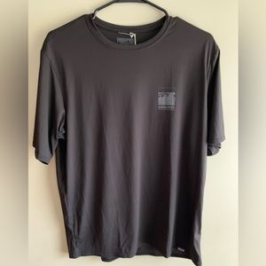 NEW Men’s black Patagonia Tee
